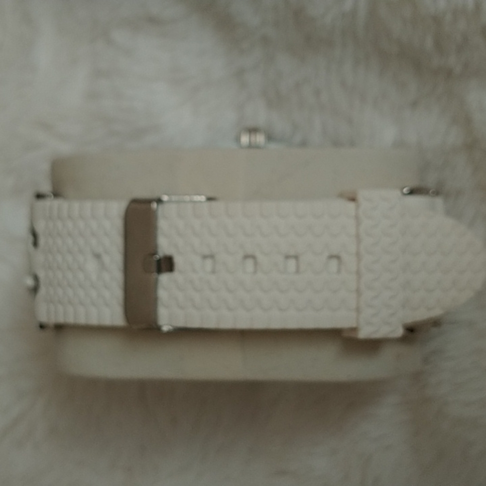 Men's Watch - Picture 4 of 6